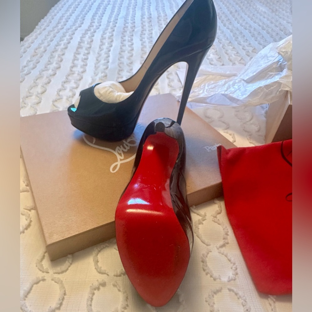 💯 Authentic CHRISTIAN LOUBOUTIN Bianca Pumps